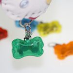 Reedog svítící přívěšek pro psy a kočky - kost - Obrázek 7
