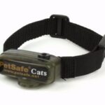 Obojek a přijímač PetSafe® Deluxe pro kočky a nejmenší psy