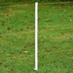 Sloupek plastový pro elektrický ohradník, délka 105 cm, 8 oček, bílý - Obrázek 4